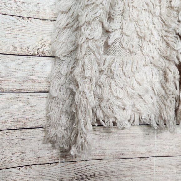 ASTR The Label Short Shaggy Loop Knit Cardigan Beige Sweater Size S Wool Blend - Picture 3 of 16
